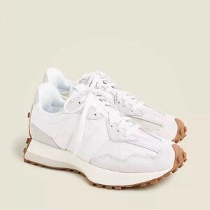 New Balance 327 Women's Sneakers in White Beige Gum size 7